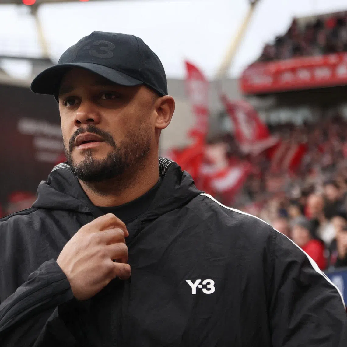 Soccer Football - Bundesliga - Bayer Leverkusen v Bayern Munich - BayArena, Leverkusen, Germany - March 14, 2026 Bayern Munich coach Vincent Kompany before the match REUTERS/Thilo Schmuelgen