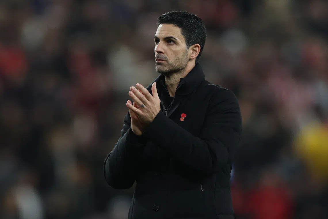 Soccer Football - Premier League - Sunderland v Arsenal - Stadium of Light, Sunderland, Britain - November 8, 2025 Arsenal manager Mikel Arteta applauds fans after the match REUTERS/Scott Heppell