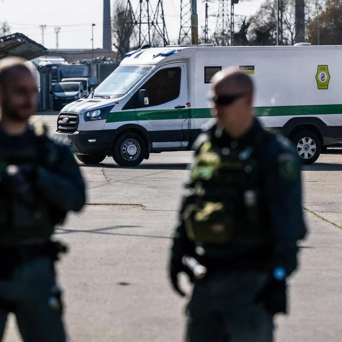 Hungary in March detained seven employees of Ukraine's Oschadbank who were transiting through the country with cash and gold.