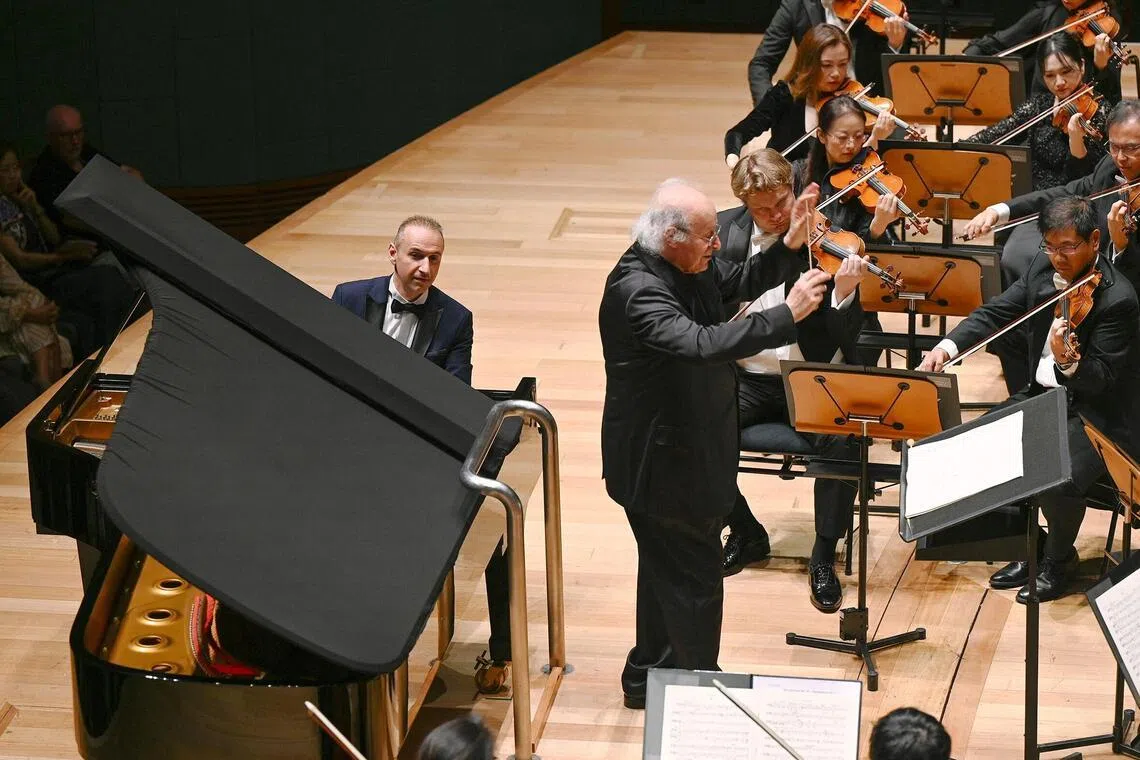 Pianist Simon Trpceski and the Singapore Symphony Orchestra delivered a charismatic performance under the baton of nonagenarian conductor Eliahu Inbal.