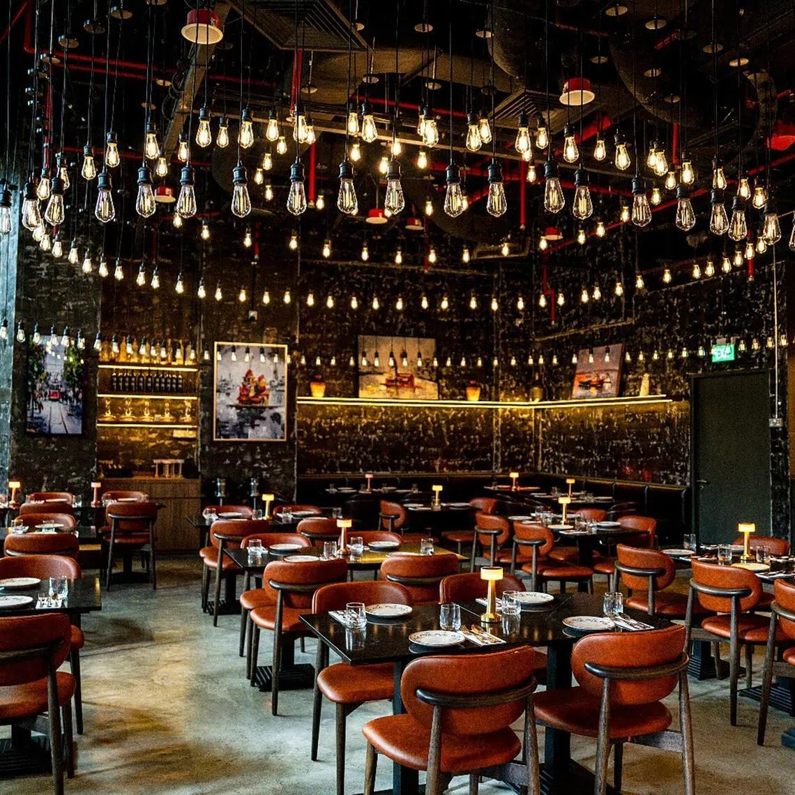 eqpicks12 - Pera Indoor Dining Area