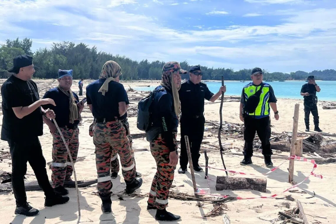 Spectacles said to belong to the missing tourists was found by the beach in the northern part of the island, said The Star.