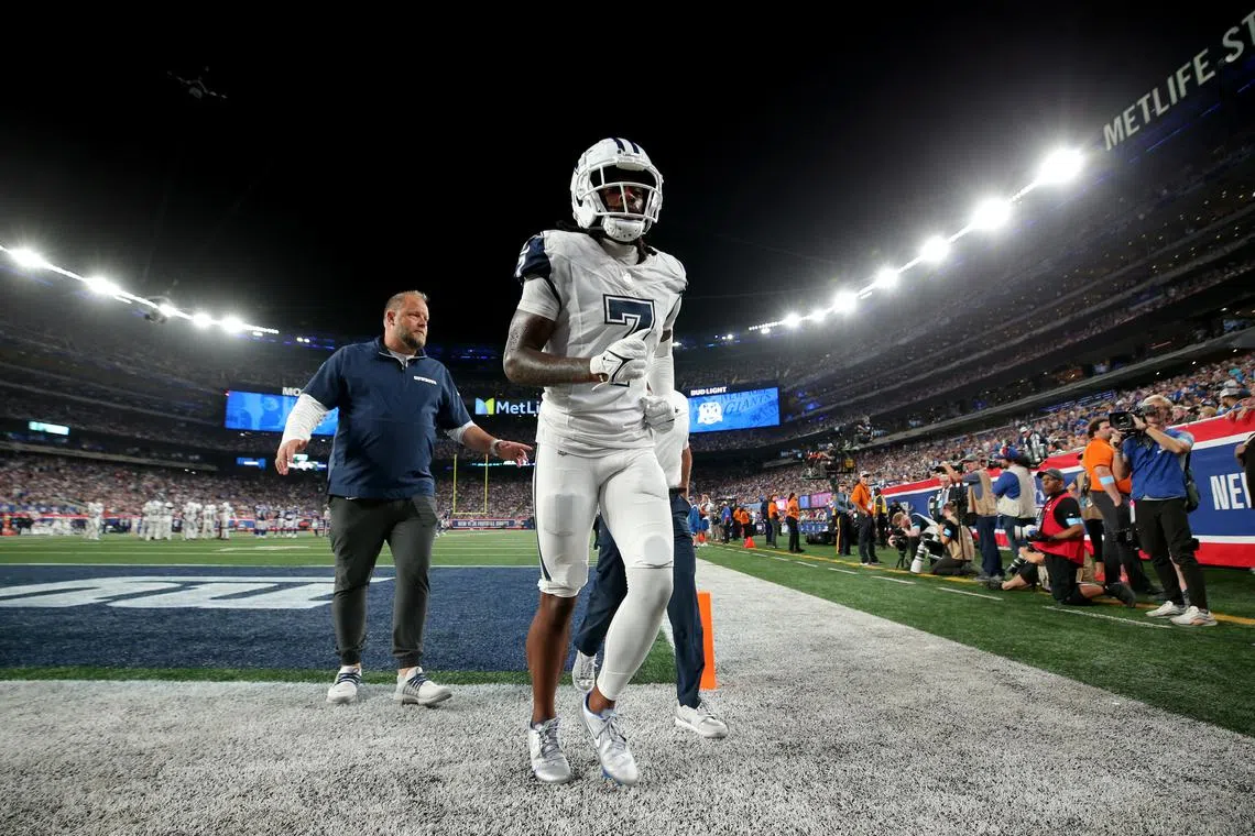 FILE PHOTO: Sep 26, 2024; East Rutherford, New Jersey, USA; Dallas Cowboys cornerback Trevon Diggs (7) leaves the field after an injury during the fourth quarter against the New York Giants at MetLife Stadium. Mandatory Credit: Brad Penner-Imagn Images/File Photo