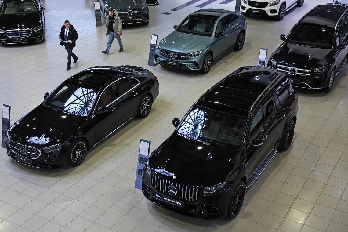 Foreign cars flow to Russia through China, skirting Ukraine war sanctions