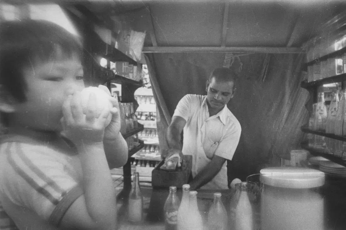 In pre-war Singapore, schoolchildren would have an ice ball drenched in syrup on hot days and coolies ordered drinks of shredded ice in rose syrup. 