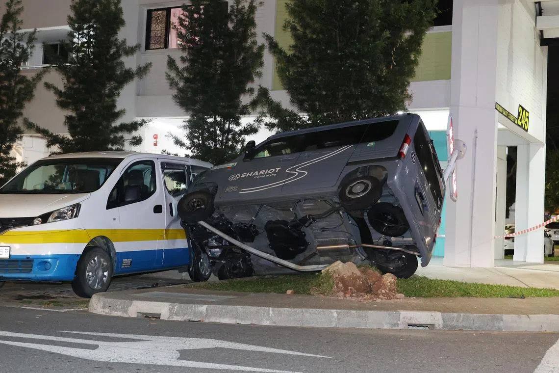 SM20230901-LowKS03 / 刘启成 / 杨量而 /  出租货车失控 @ Blk 245 Jurong East St 24