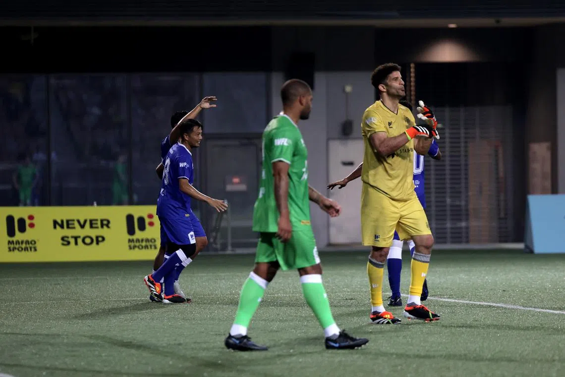 ST20240421_202439249763/legends21/Kevin Lim/Melvyn Teoh/

Singapore legends vs Premier League legends in a StarHub Football Festival match at Our Tampines Hub on April 21, 2024. Singapore Legends won 4-2 with goals from Khairul Amri (2), Indra Sahdan and Alexandar Duric, while Premier League Legends’ Dwight Yorke and Djibril Cisse got on the scoresheet.