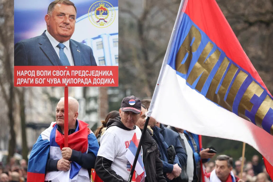 Serb part of Bosnia to bar state authorities after indictment of its