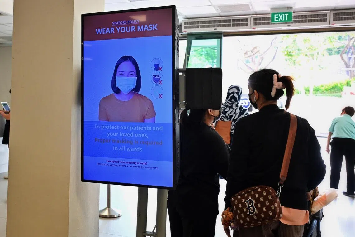 ST20260206_202656400817 Kua Chee Siong/ pixgeneric/

Generic pix of a notice to inform visitors to wear their masks when they visit patients, at Singapore General Hospital (SGH), on Feb 6, 2026.