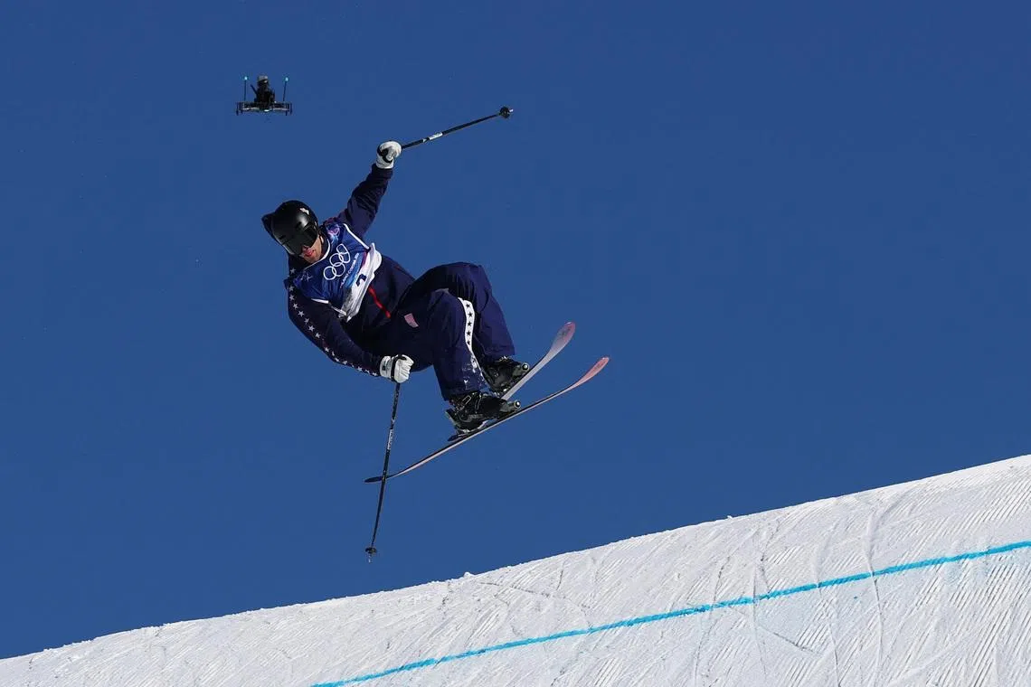 Milano Cortina 2026 Olympics - Freestyle Skiing - Men's Freeski Slopestyle Qualification - Livigno Snow Park, Livigno, Italy - February 07, 2026. Alex Hall of United States in action during his run REUTERS/Hannah Mckay