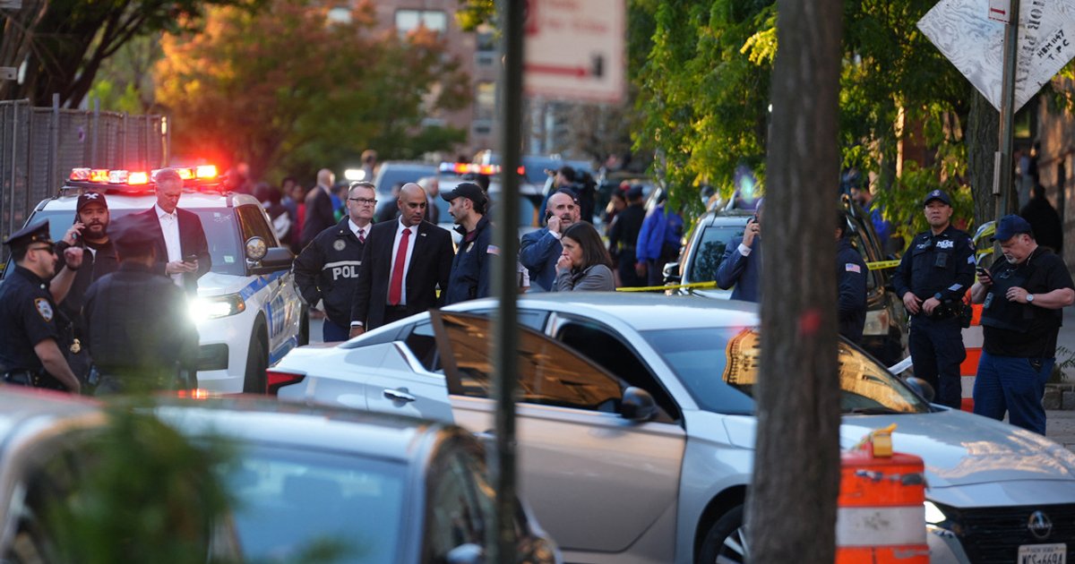 ICE Agents Shoot Man in Car with Child Present in Bronx, Mayor Says