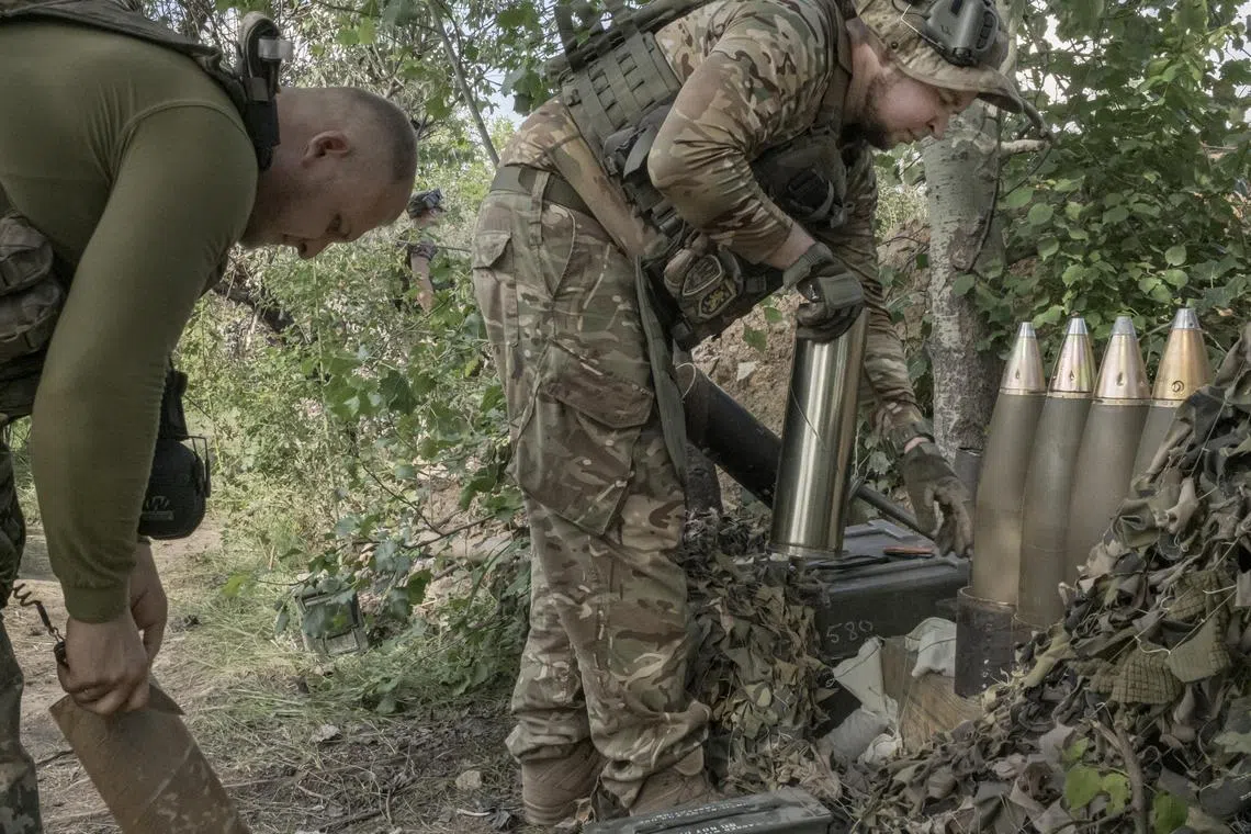 Maj-Gen Popov explicitly raised the deaths of Russian soldiers from Ukrainian artillery. 