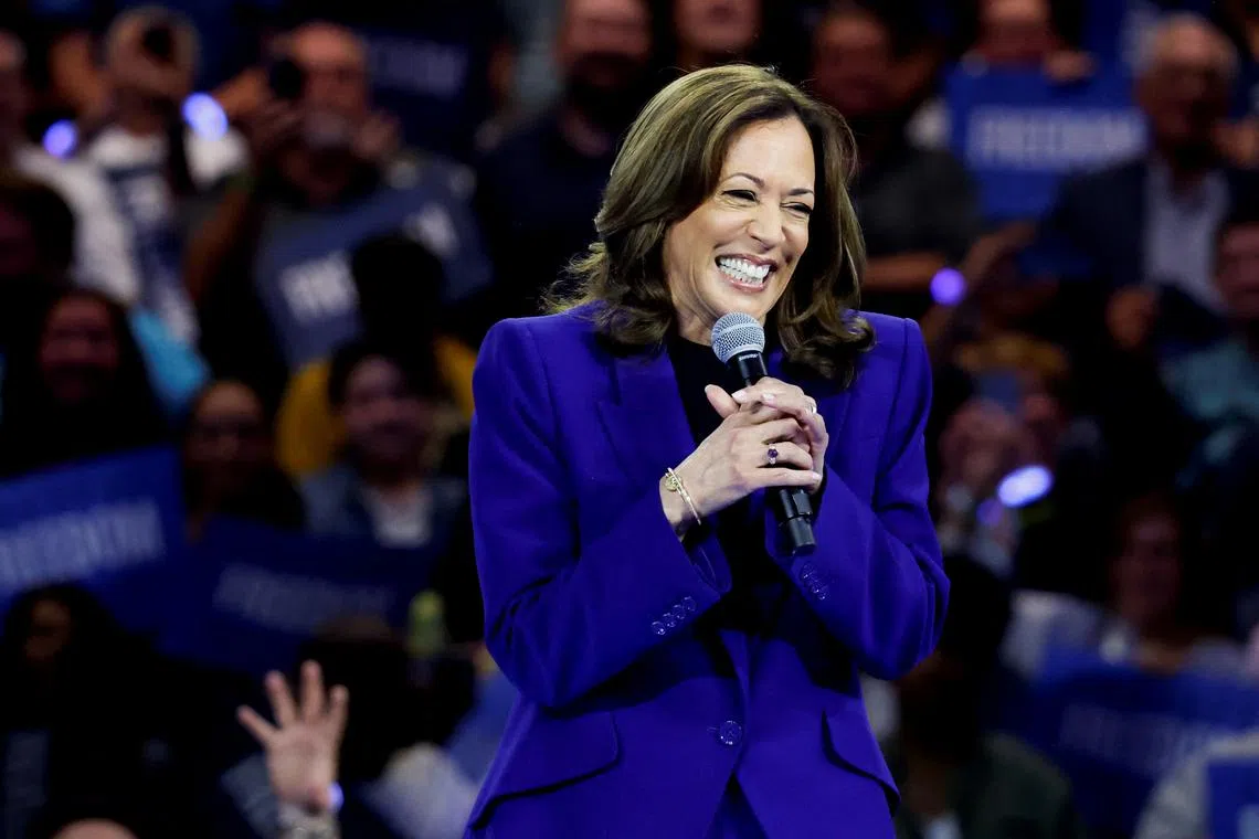 U.S. Vice President and Democratic presidential candidate Kamala Harris speaks at a campaign rally in Milwaukee, Wisconsin, U.S. August 20, 2024.  REUTERS/Marco Bello/File Photo