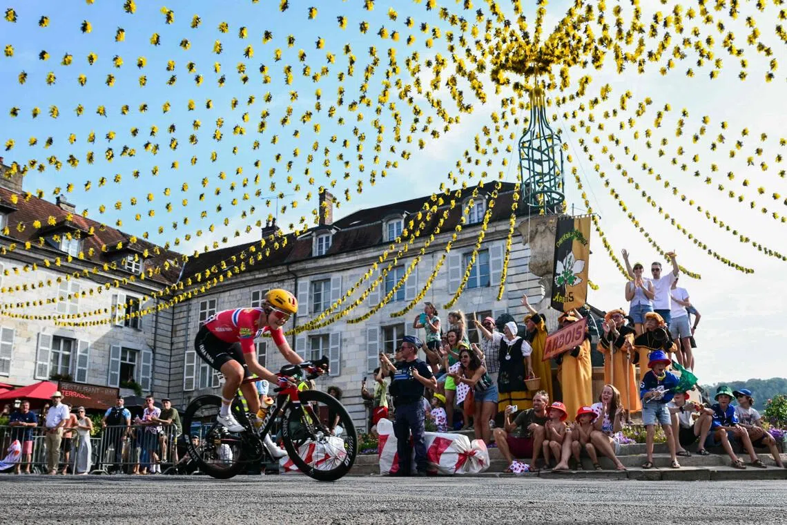 Norway’s Sigrid Haugset wins Stage 3 to claim Tour de France Femmes lead