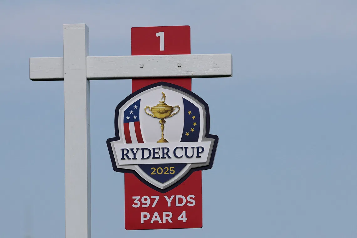 Golf - The 2025 Ryder Cup - Bethpage Black Golf Course, Farmingdale, New York, United States - September 23, 2025 General view of a sign post with the Ryder Cup logo on the 1st hole REUTERS/Paul Childs