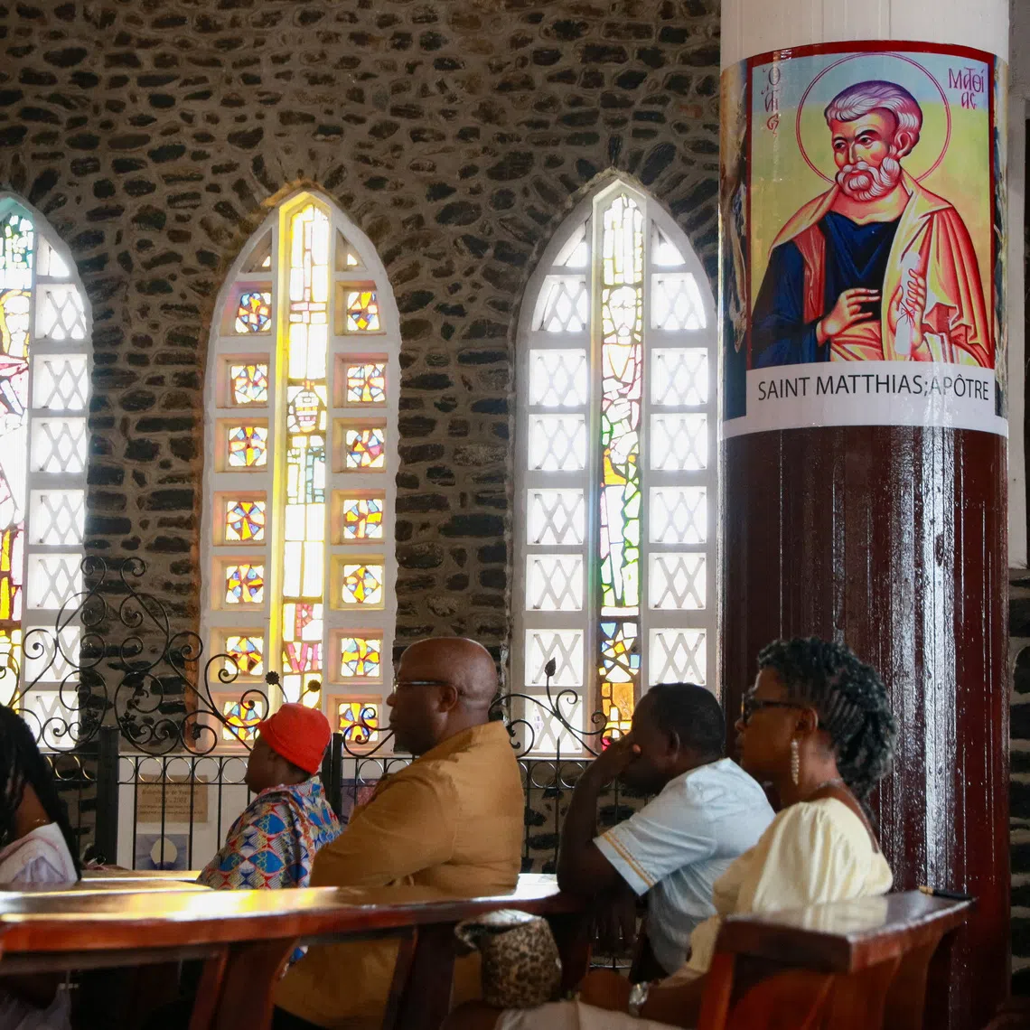 Catholic worshippers celebrate Mass at the Cathedral of Our Lady of Victories in Yaounde, Cameroon, April 12, 2026. REUTERS/Durel Epoh