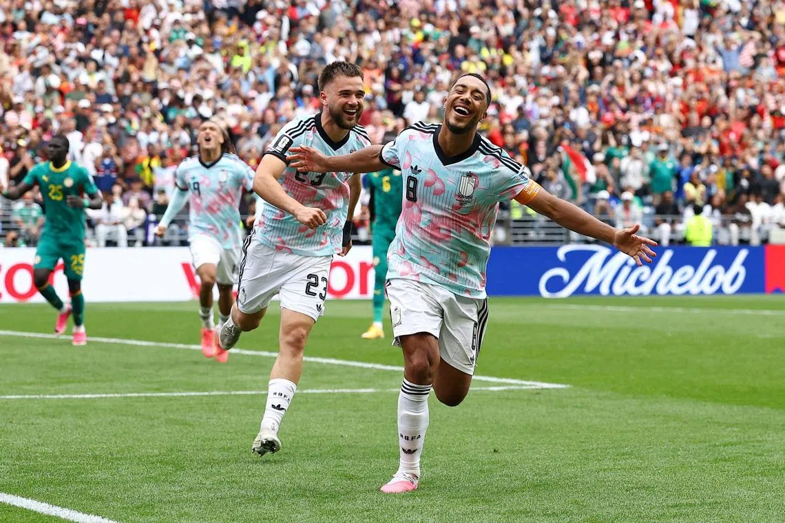 Soccer Football - FIFA World Cup 2026 - Round of 32 - Belgium v Senegal - Seattle Stadium, Seattle, Washington, U.S. - July 1, 2026 Belgium's Youri Tielemans celebrates scoring their third goal with Nicolas Raskin REUTERS/Agustin Marcarian     TPX IMAGES OF THE DAY
