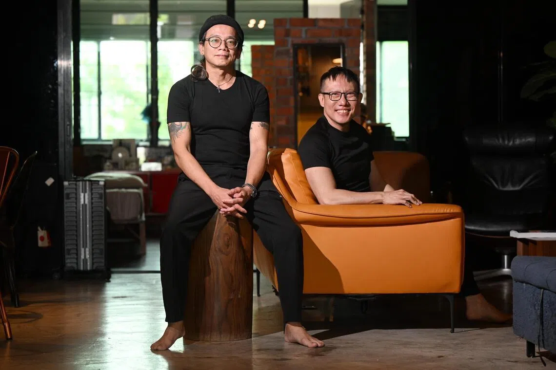 ST20251009_202582400701 Azmi Athni vcroger20//

Mr Roger Tan (right), 48, who was diagnosed with incurable liver cancer in late 2024 and given less than 12 months to live, and Mr Max D’Ryan, 48, an ex inmate who now volunteers with Mr Tan under his H project, on Oct 9, 2025. 

ST PHOTO: AZMI ATHNI