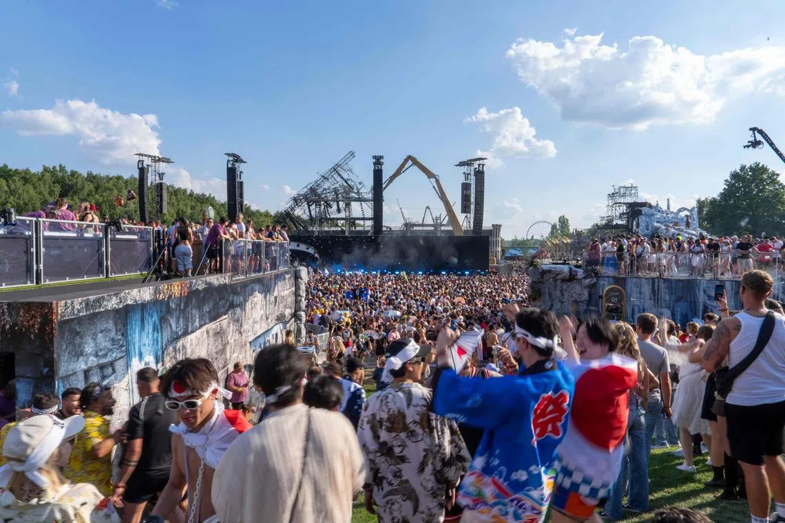 Tomorrowland is one of the world’s biggest electronic dance music festivals, drawing hundreds of thousands of fans from over 200 countries.