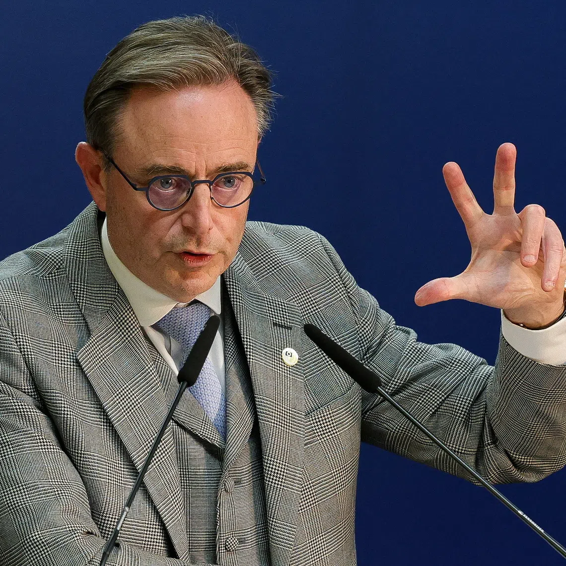 Belgium's Prime Minister Bart De Wever attends a press conference on the day of the European Union leaders' summit in Brussels, Belgium October 23, 2025. REUTERS/Yves Herman