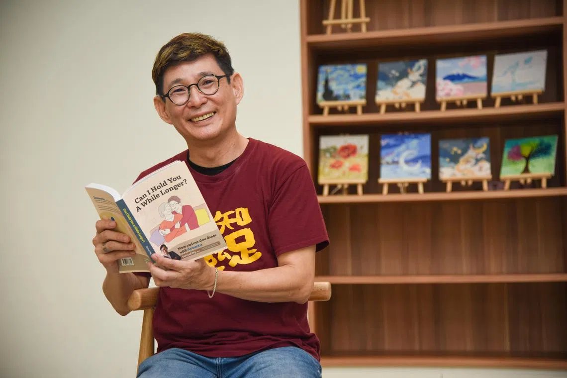 ST20240430_202412609410/vldementia/Heng Yi-Hsin/Venessa Lee/ 

Profile of Montfort Care Founder and Author of 'Can I Hold You A While Longer? Mum and our slow dance with dementia' Samuel Ng at GoodLife! Bedok Active Ageing Centre on April 24, 2024. 

ST PHOTO: HENG YI-HSIN