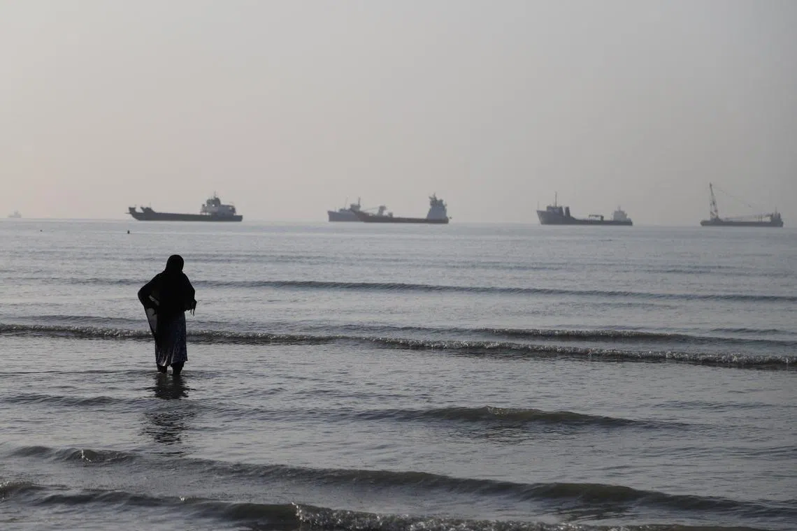US attacks Iranian coastal sites after Iran launches drones in latest flare-up