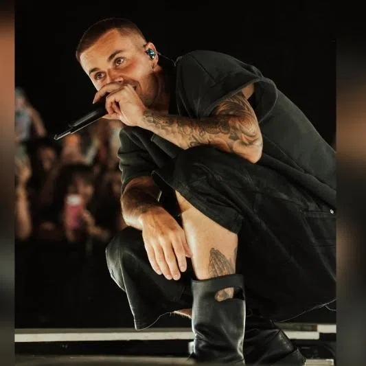 Justin Bieber played the role of DJ at Coachella and took requests from online viewers.