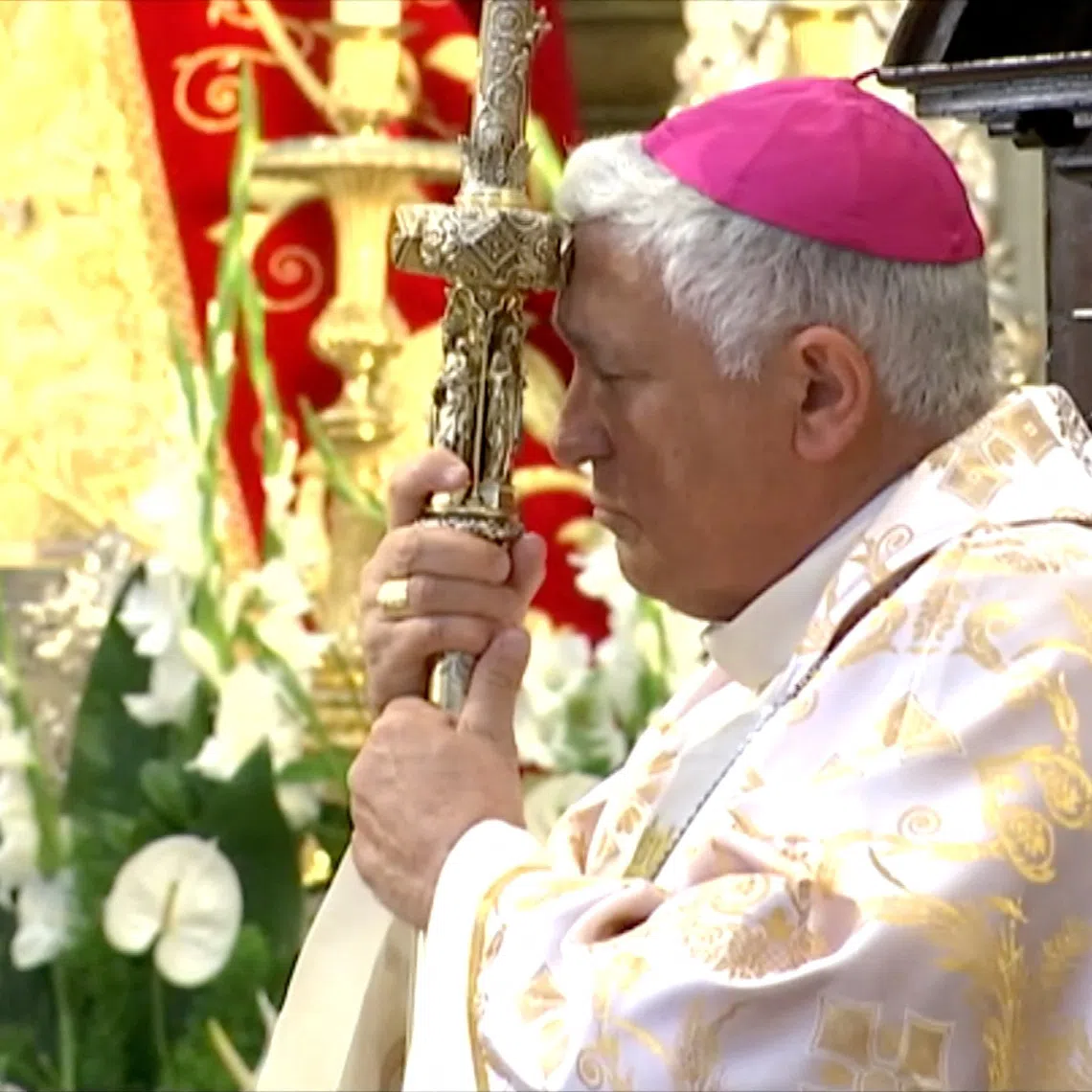 Bishop Rafael Zornoza during a mass in Cadiz, Spain in this screengrab taken from an undated handout video. FORTA/Handout via REUTERS TV
