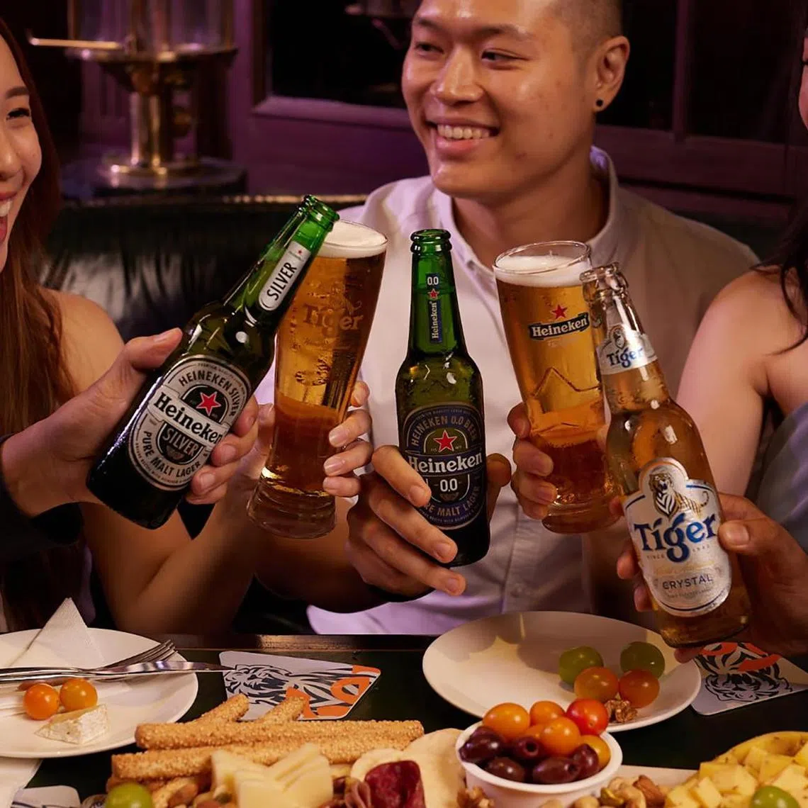 raemployersc30 - Some of Asia Pacific Breweries Singapore’s unconventional workplace amenities include an in-house bar for employees to enjoy its portfolio of beers here for free, a full-fledged gym with a yoga studio, steam room and sleeping pod.  

Credit: Asia Pacific Breweries Singapore (part of The HEINEKEN Company)