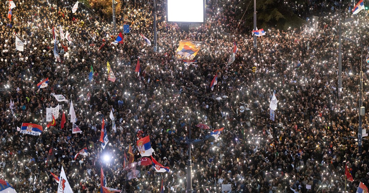 Around 150,000 rally in Belgrade as Serbia heads to pivotal poll
