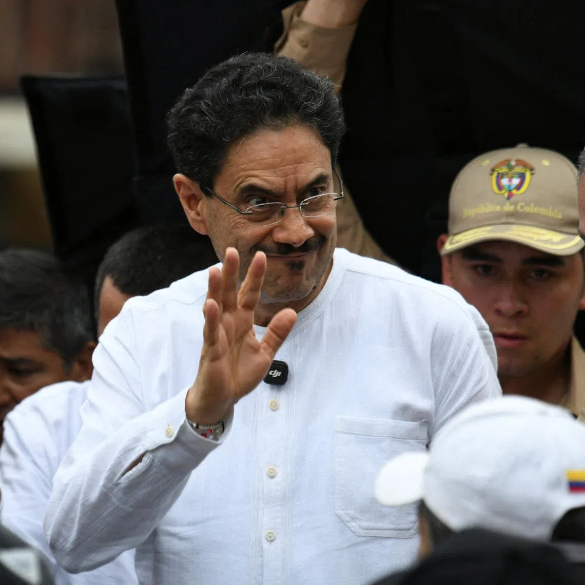 Colombian presidential candidate Ivan Cepeda of the Historic Pact party waves as he arrives to a campaign event ahead of the runoff election, in Cali, Colombia, June 6, 2026. REUTERS/Jair Coll