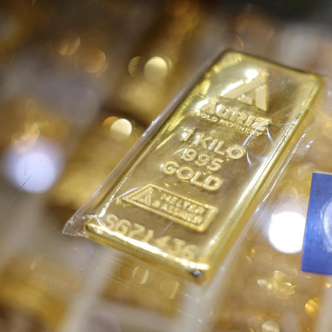 The funds were traced through gold shops and refining companies using raw materials from the illegal mine, as well as through gold exporters.