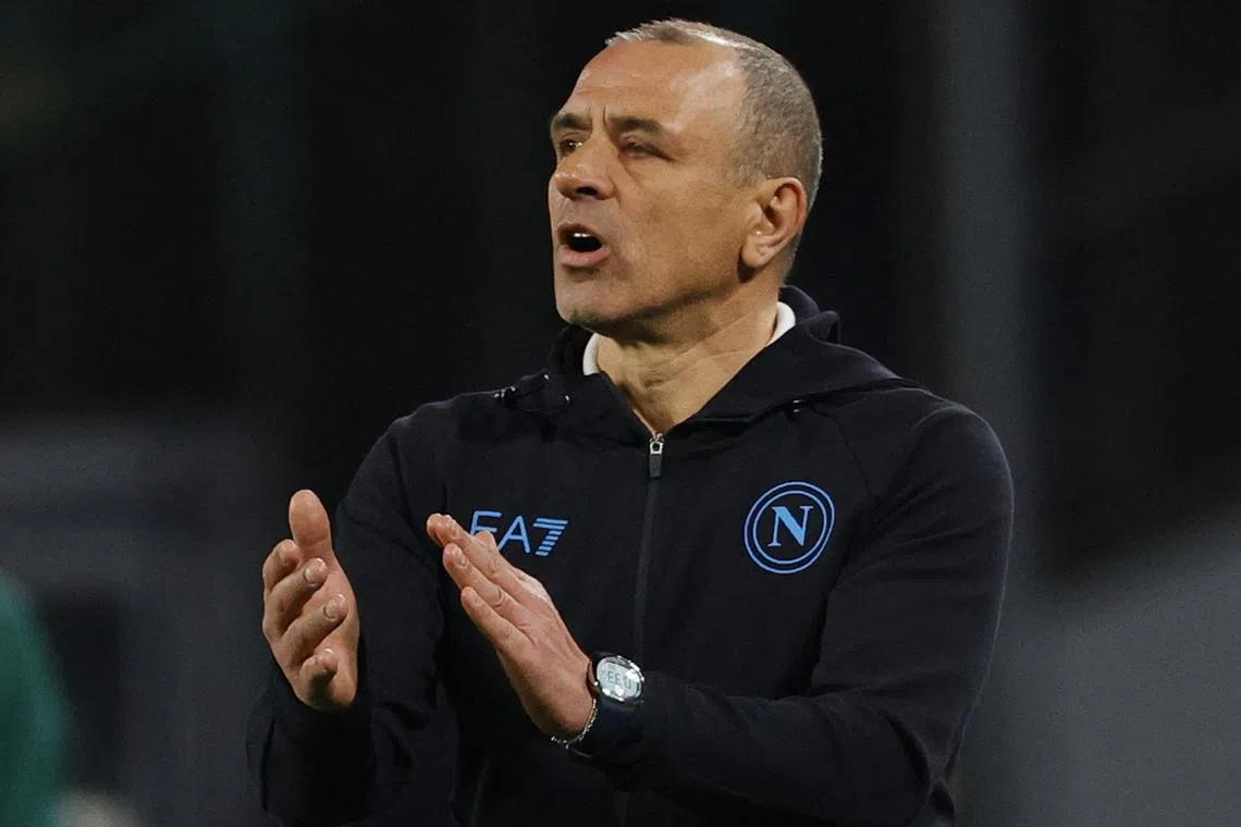 Soccer Football - Champions League - Round of 16 - First Leg - Napoli v FC Barcelona - Stadio Diego Armando Maradona, Naples, Italy - February 21, 2024 Napoli coach Francesco Calzona reacts REUTERS/Ciro De Luca/ File photo