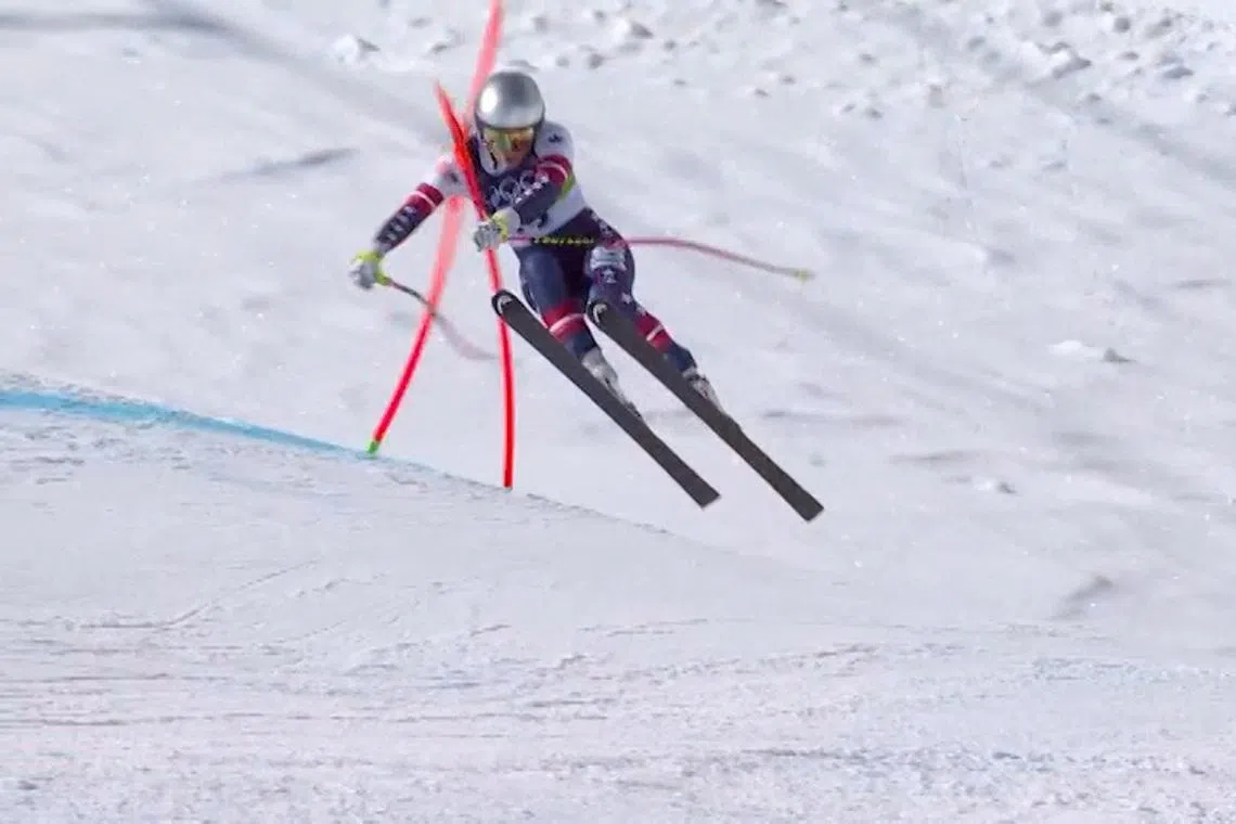 Milano Cortina 2026 Olympics - Alpine Skiing - Women's Downhill - Tofane Alpine Skiing Centre, Belluno, Italy - February 08, 2026. In this screen grab taken from a video shows Lindsey Vonn of United States crashing during the Women's Downhill. REUTERS/IOC/OBS