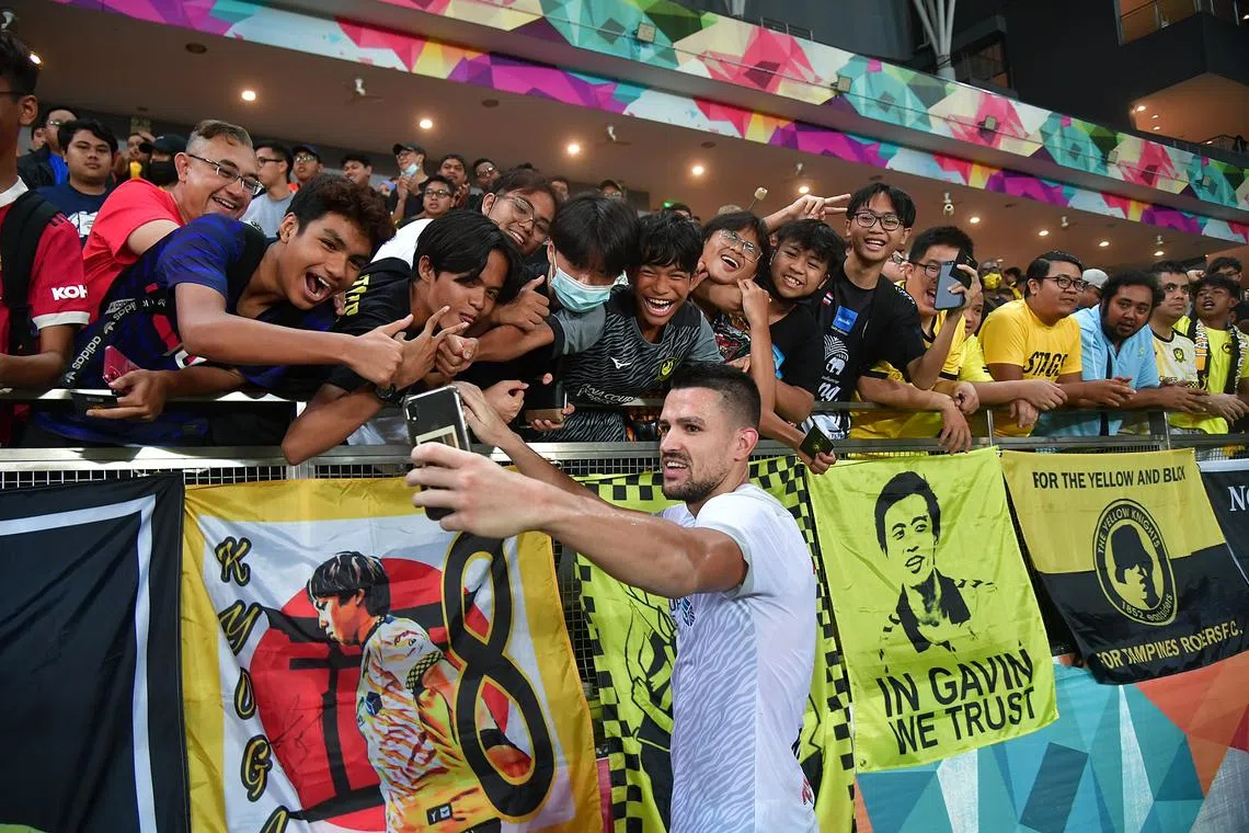 Tampines Rovers # 9 Boris Kopitovic with fans scored a hat trick on 11 November 2022

Singapore Cup semi-final first leg: Tampines Rovers beat Balestier Khalsa 8-1