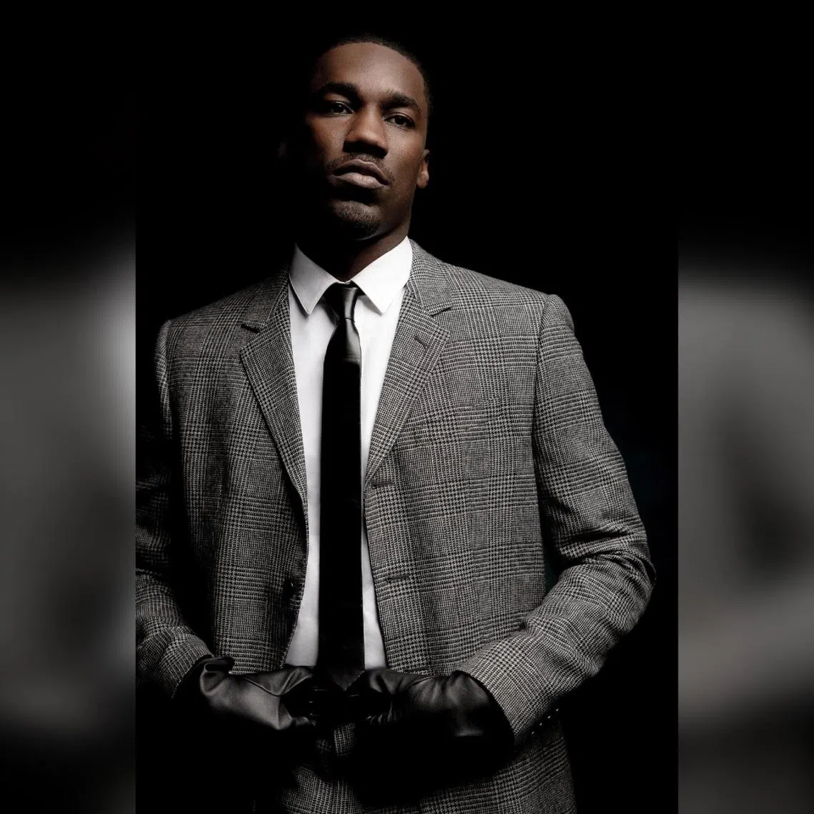 American R&B singer-songwriter Giveon is known for R&B and pop hits such as Heartbreak Anniversary and Like I Want You.