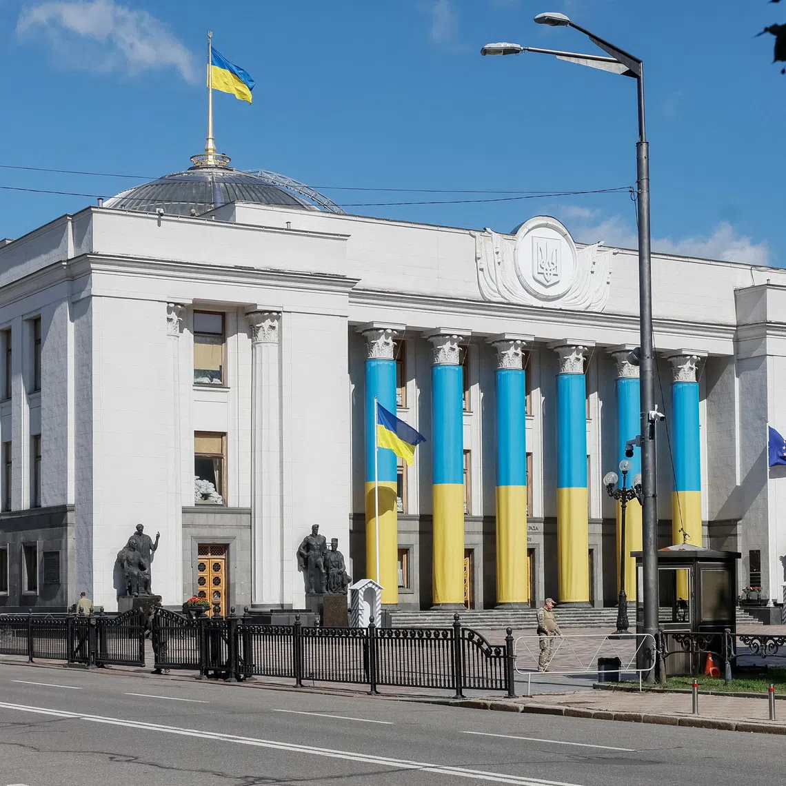 The Ukrainian parliament building, amid Russia's attack on Ukraine, in Kyiv, Ukraine August 24, 2025. REUTERS/Gleb Garanich