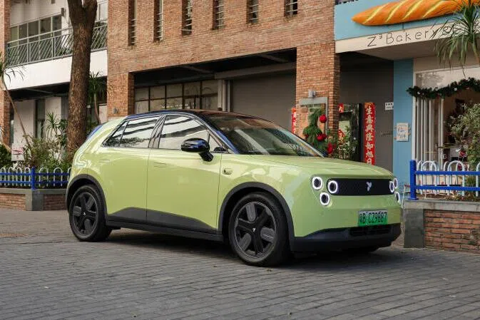 Nio delivered a record 124,807 vehicles in Q4 across its Nio, Onvo and Firefly brands.