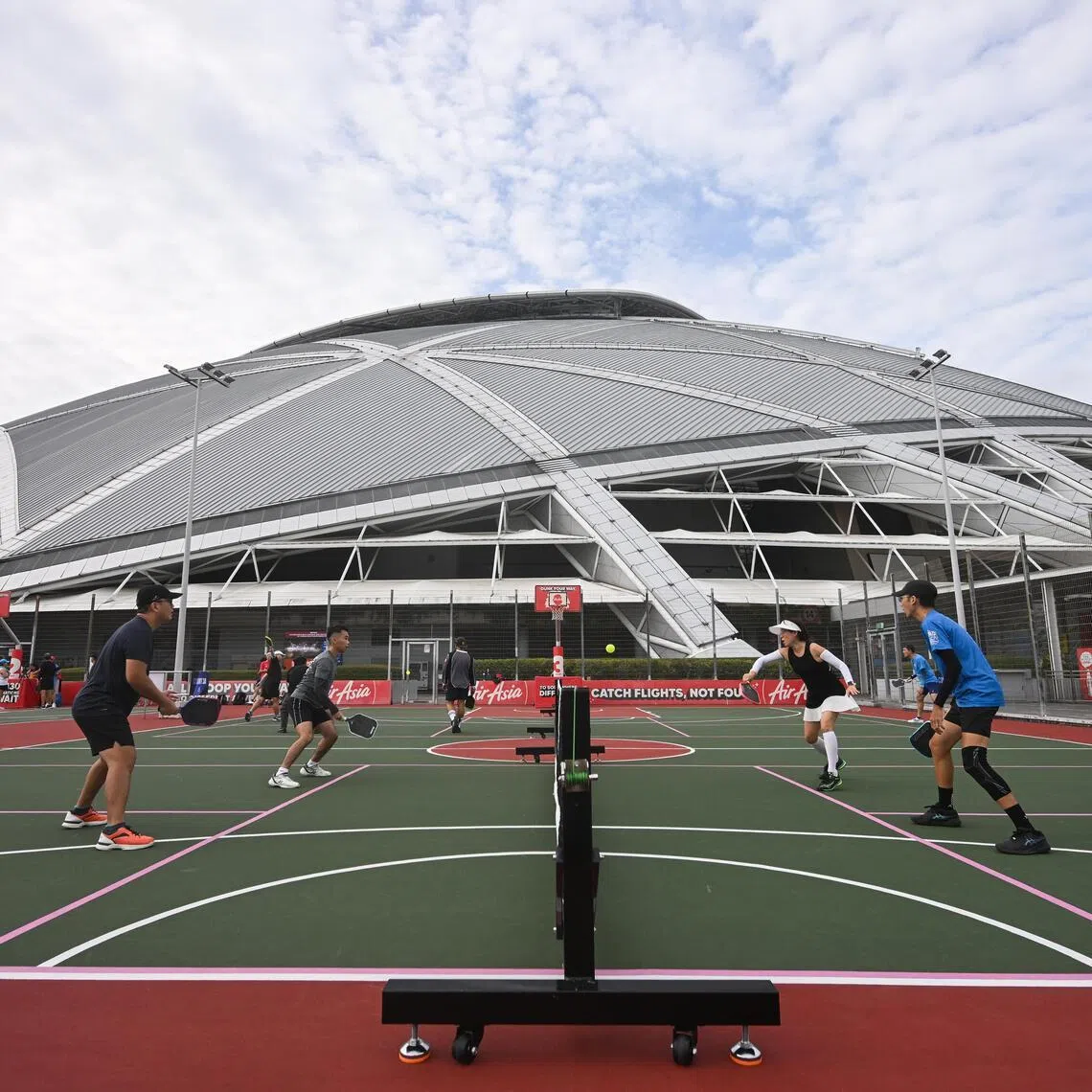 ST20260109_202620400341 Azmi Athni pickle09//

Eight new dual-use courts are now open for booking at The Kallang. Two junior tennis courts at the Kallang Tennis Hub and three basketball courts at the Promenade at National Stadium have been modified into dual-use courts. They can be used for pickleball and either tennis or basketball.

ST PHOTO: AZMI ATHNI