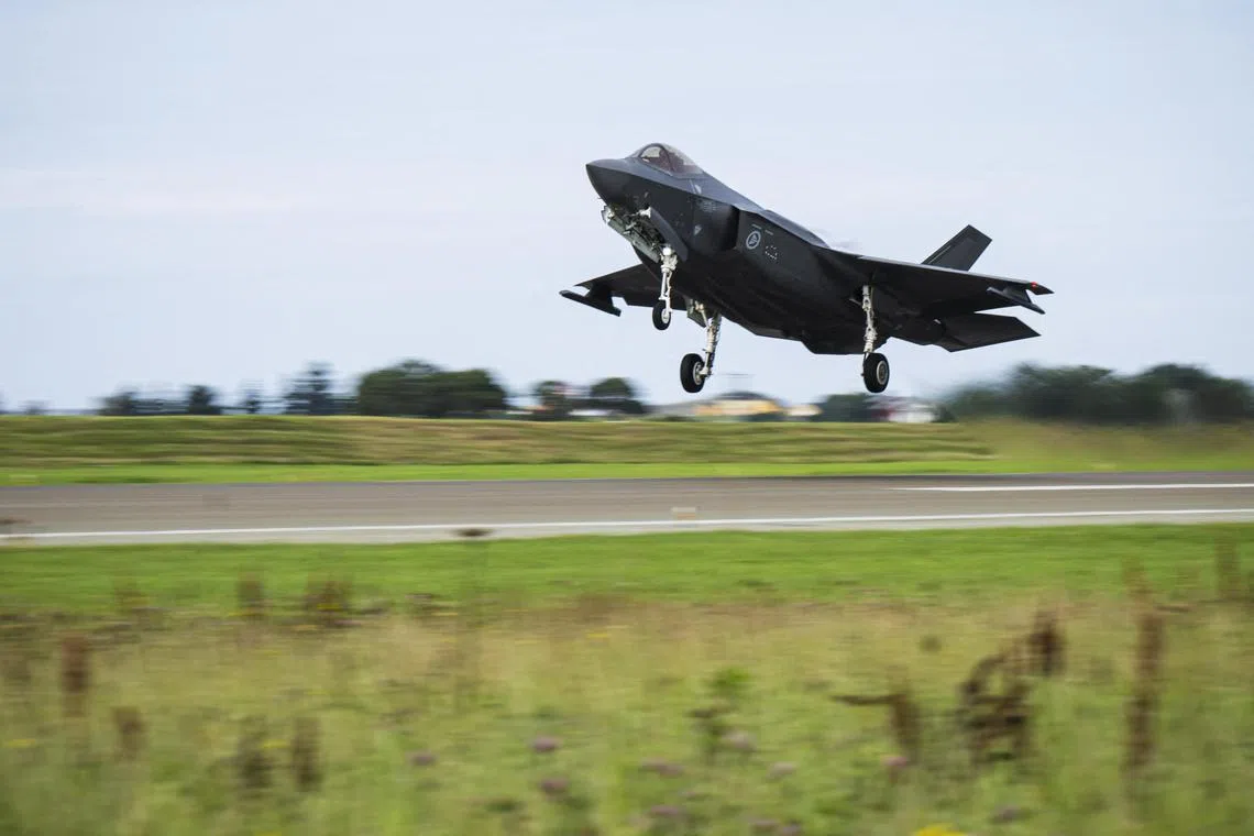 The US has given the green light to the sale of 25 of the aircraft, made by Lockheed Martin, as well as engines and related equipment.