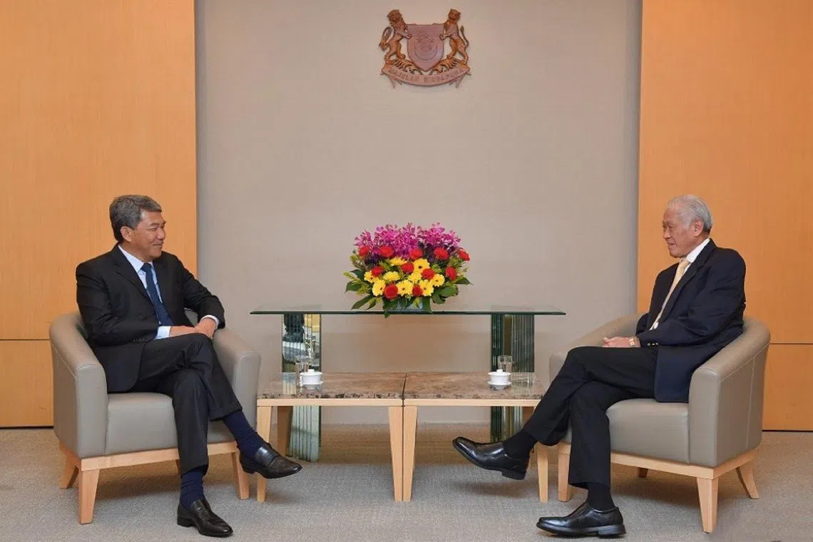 Malaysian Defence Minister Mohamad Hasan (left) calling on Defence Minister Ng Eng Hen on May 9.