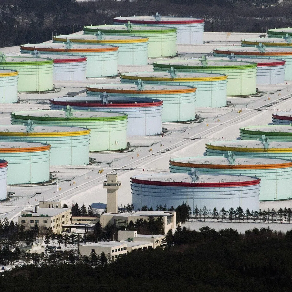 This photo taken on Feb 11 shows the Mutsu Ogawara National Oil Stockpiling Base, Japan's first national oil stockpiling base. Japan started its national oil reserve system in 1978, several years after the Arab oil embargo. 