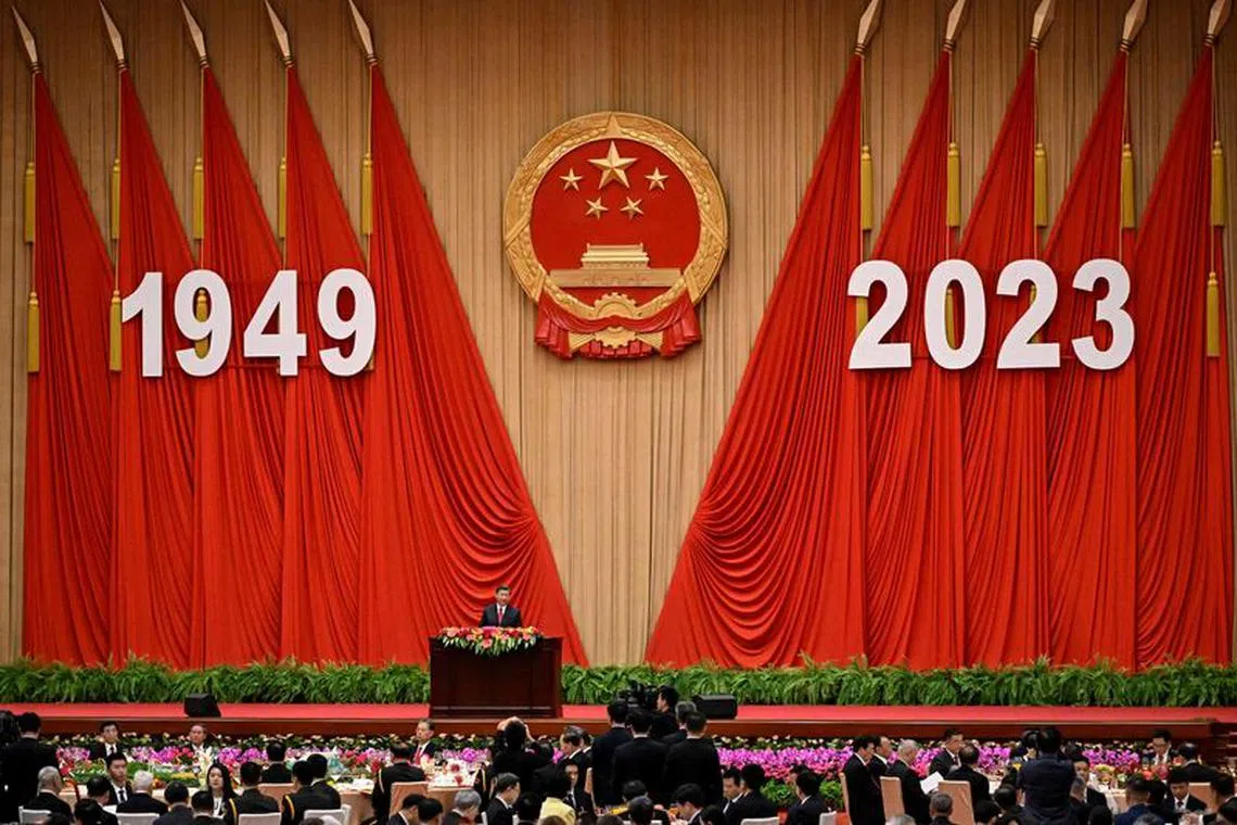Chinese President Xi Jinping makes a speech during a reception dinner at the Great Hall of the People ahead of China&#039;s National Day in Beijing, China on September 28, 2023.  Jade Gao/Pool via REUTERS