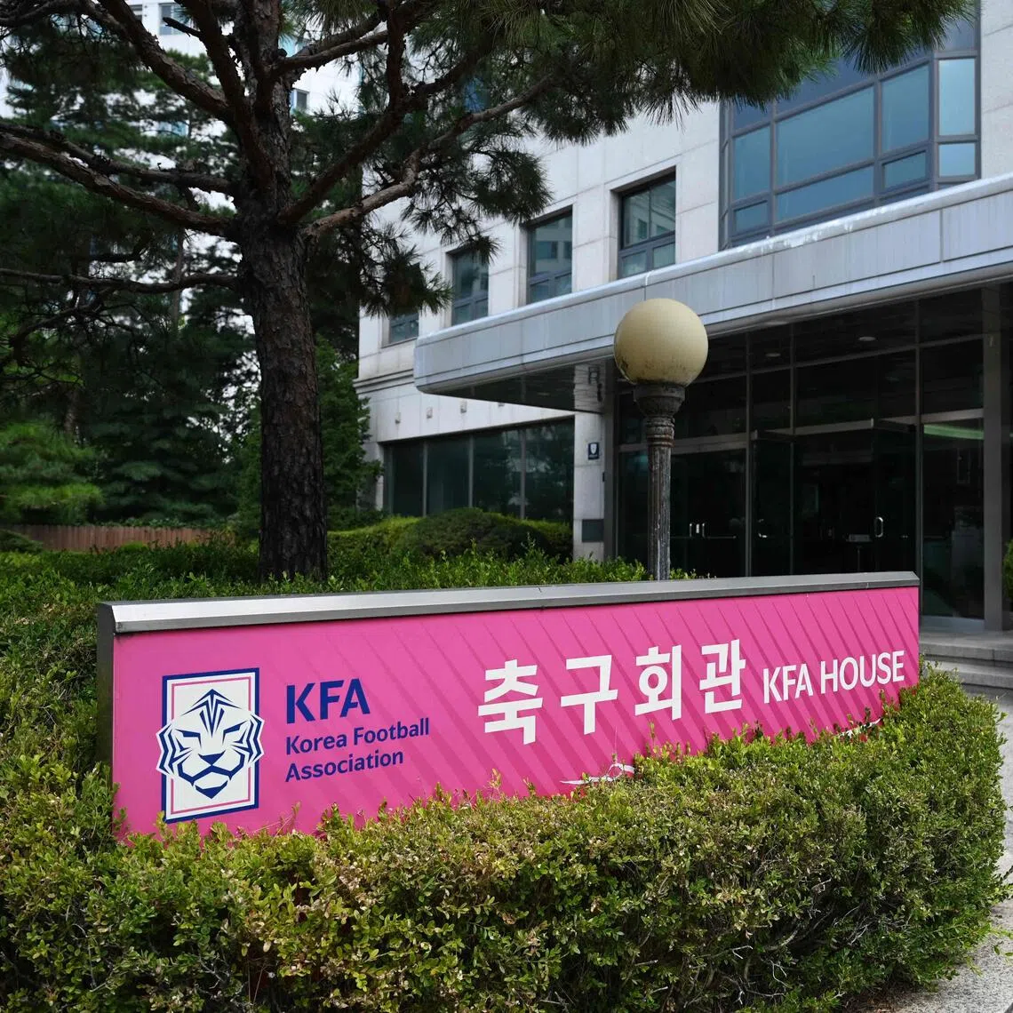 The probe followed South Korean media reports earlier in August that around 10 overseas referees received massages at parlours paid for with the Korea Football Association’s corporate credit cards.