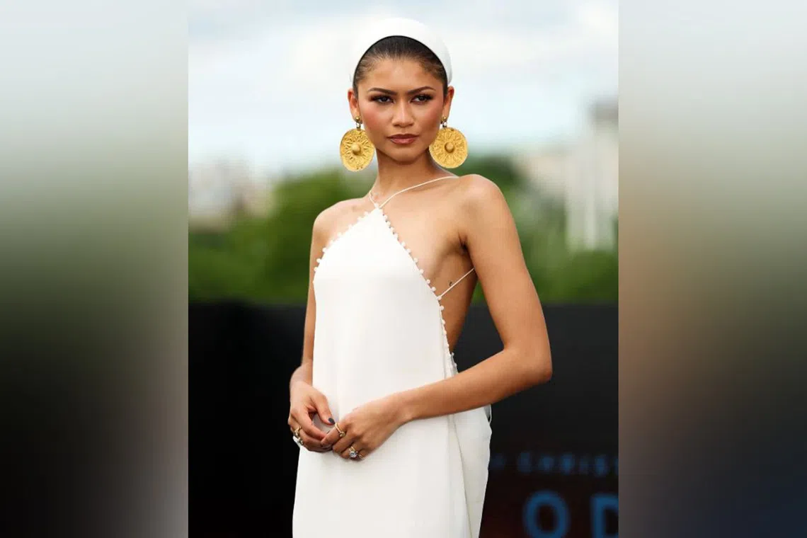 Zendaya’s statement disc gold-and-diamond earrings whose origins date to the first millennium BC, according to Barron London, the gallery that acquired it.
