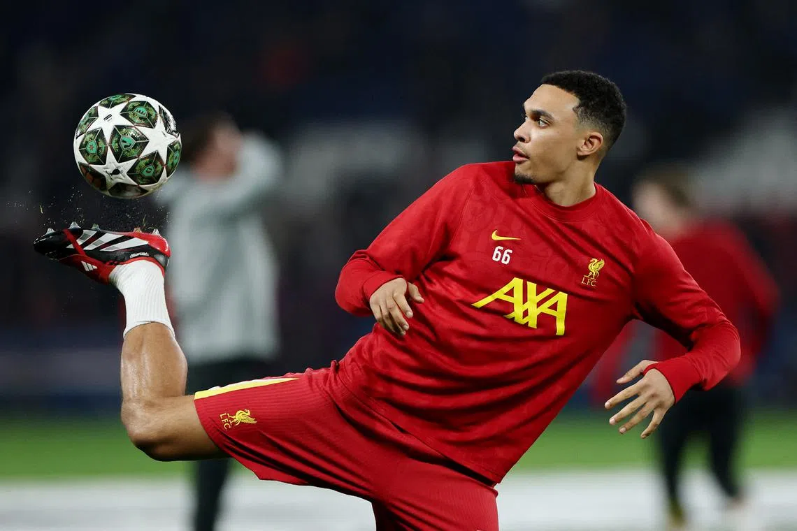 Soccer Football - Champions League - Round of 16 - First Leg - Paris St Germain v Liverpool - Parc des Princes, Paris, France - March 5, 2025 Liverpool's Trent Alexander-Arnold during the warm up before the match REUTERS/Sarah Meyssonnier