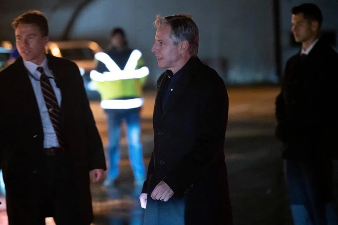U.S. Secretary of State Antony Blinken disembarks from his airplane upon arrival at Brussels Airport in Brussels, Belgium, on November 27, 2023, as he travels to a NATO foreign ministers' meeting.     SAUL LOEB/Pool via REUTERS