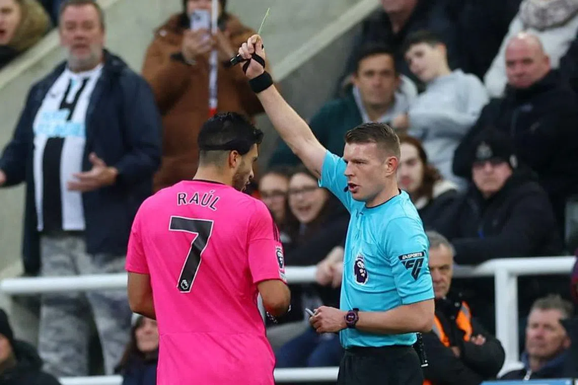 Soccer Football - Premier League - Newcastle United v Fulham - St James Park, Newcastle, Britain - December 16, 2023 Fulham's Raul Jimenez is shown a red card by referee Samuel Barrott Action Images via Reuters/Lee Smith
