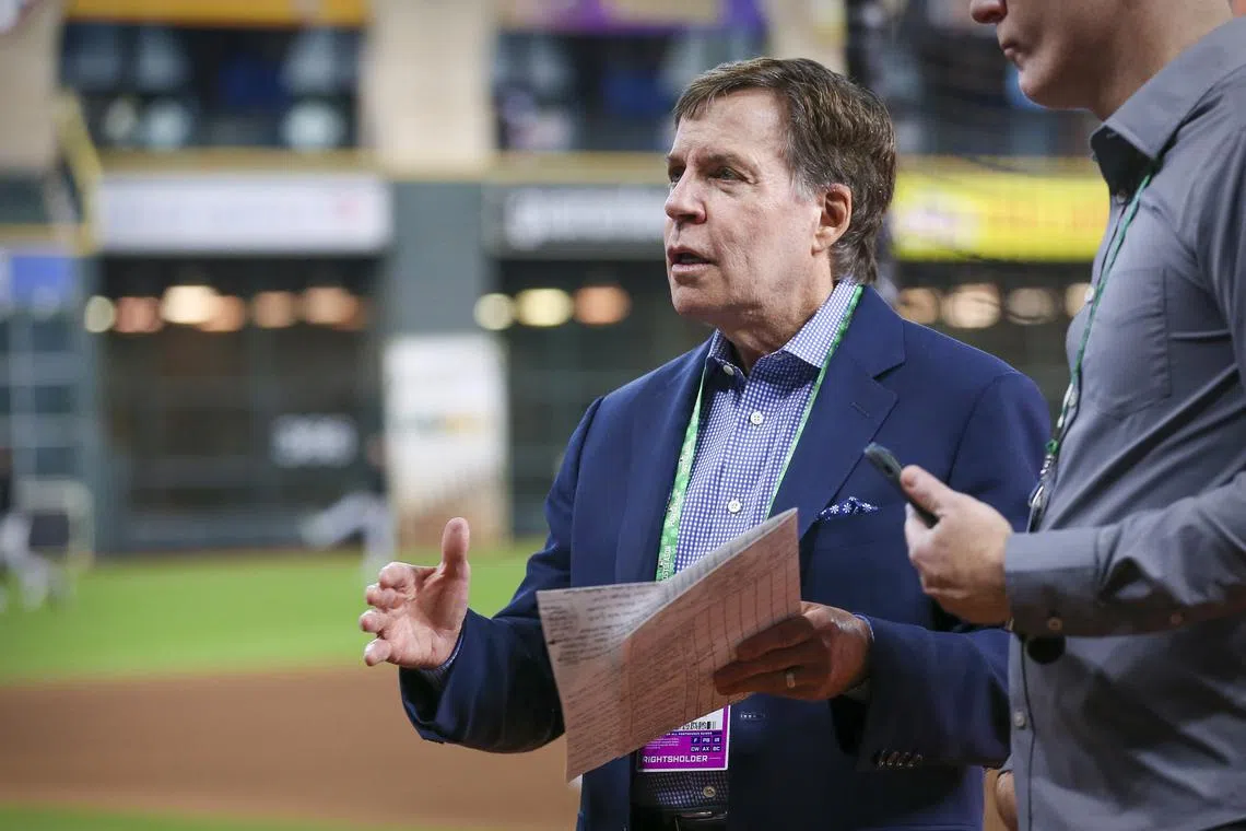 FILE PHOTO: Oct 8, 2021; Houston, Texas, USA; MLB TV announcer Bob Costas before the game between the Houston Astros and the Chicago White Sox in game two of the 2021 ALDS at Minute Maid Park. Mandatory Credit Troy Taormina-USA TODAY Sports/File Photo
