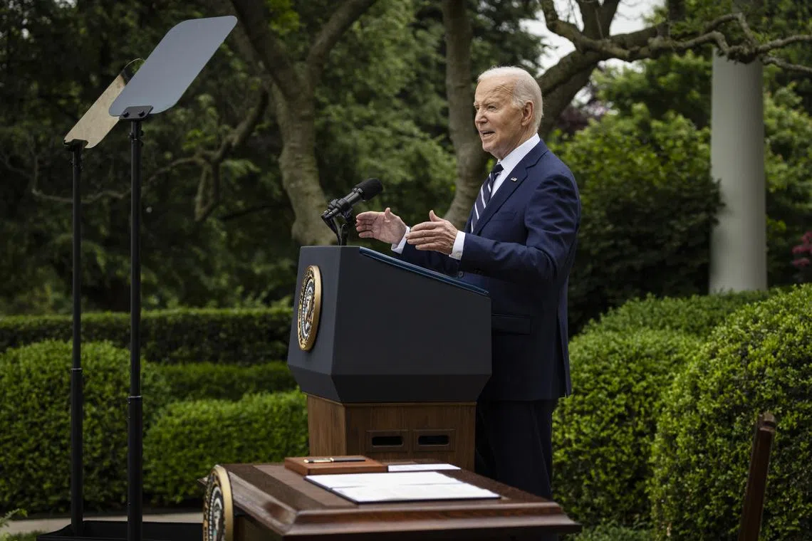 epa11340335 President Joe Biden speaks during an event in the Rose Garden at the White House, in Washington, DC, USA, 14 May 2024. US President Joe Biden raised tariffs on 18 billion USD of imports from China, including Chinese electric vehicles, chips and other goods.  EPA-EFE/Samuel Corum / POOL